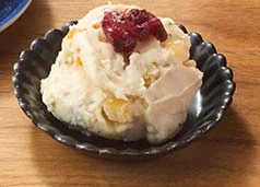 「高砂 毬」に入っているクリームチーズ クランベリーのせ